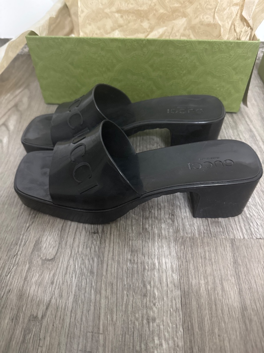 Gucci Rubber Slides - Picture 7 of 7